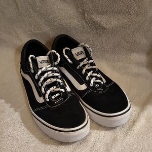 Vans Classic Black and White Low-Tops